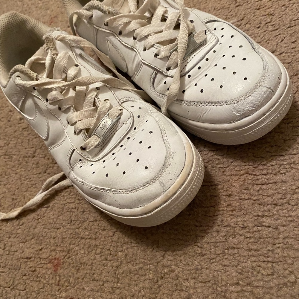 Air forces - Picture 2 of 5
